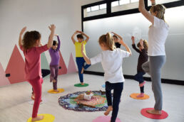 yoga bambini trezzano rosa